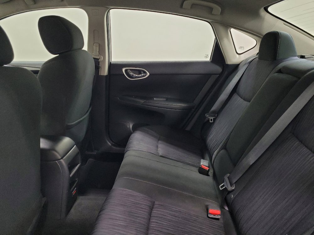 Used 2019 Nissan Sentra SV FWD image 18