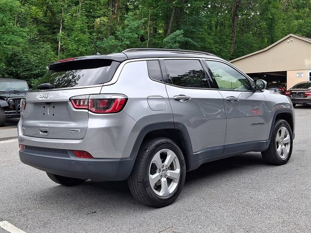 Used 2018 Jeep Compass Latitude w/ Safe & Security Group AWD/4WD image 7