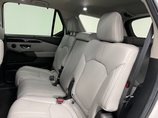 Used 2025 Honda Pilot Touring image 41