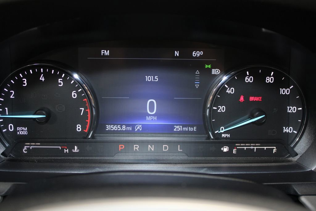 Used 2023 Ford Explorer XLT image 36