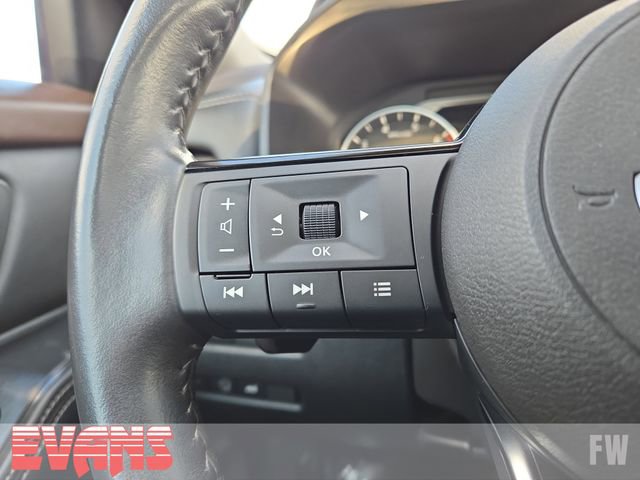 Used 2023 Nissan Rogue SL w/ SL Premium Package image 17