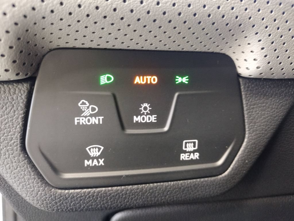 New 2026 Volkswagen Atlas Peak Edition AWD/4WD image 29