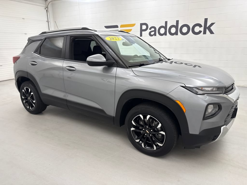 Used 2023 Chevrolet TrailBlazer LT w/ Convenience Package AWD/4WD image 8