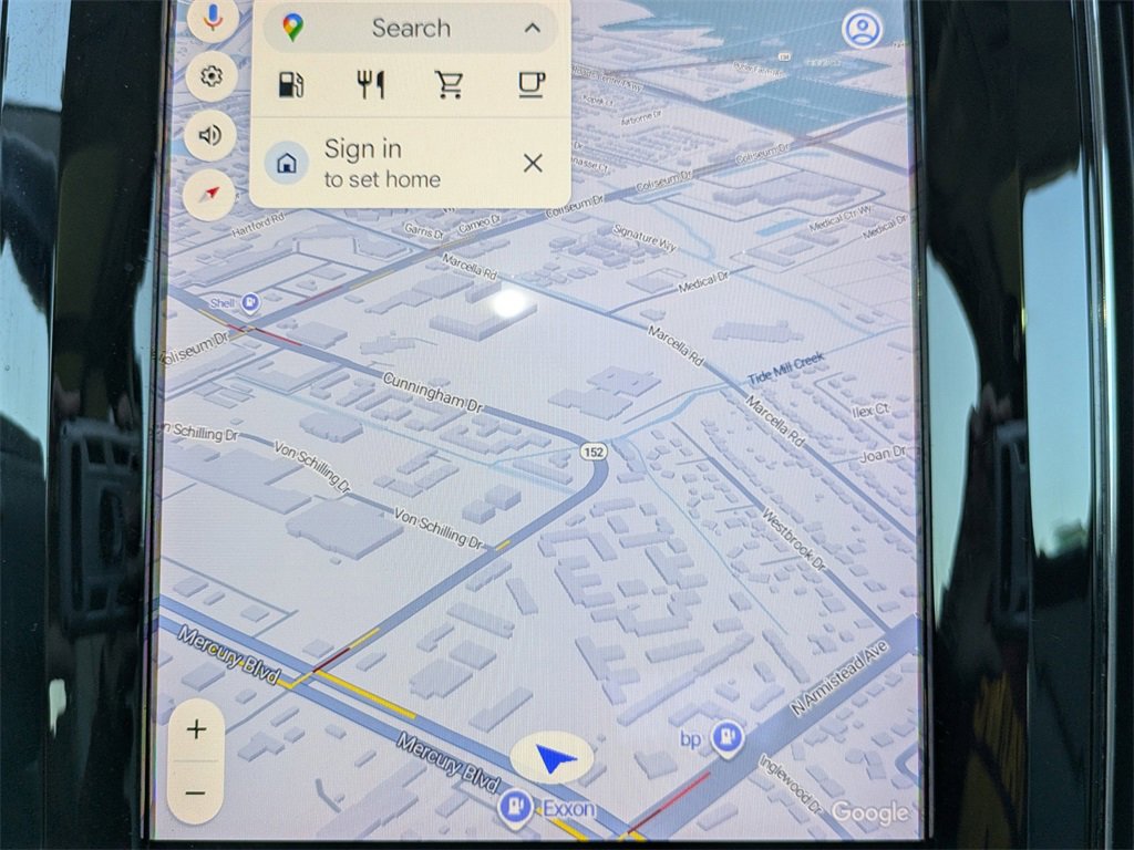 Certified 2023 Volvo XC60 B5 Plus w/ Climate Package image 22