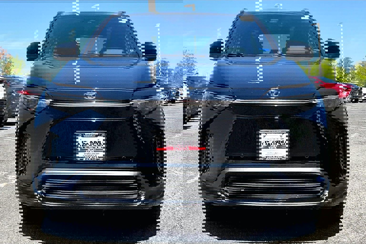 Used 2024 Toyota bZ4X AWD w/ Weather Package image 3