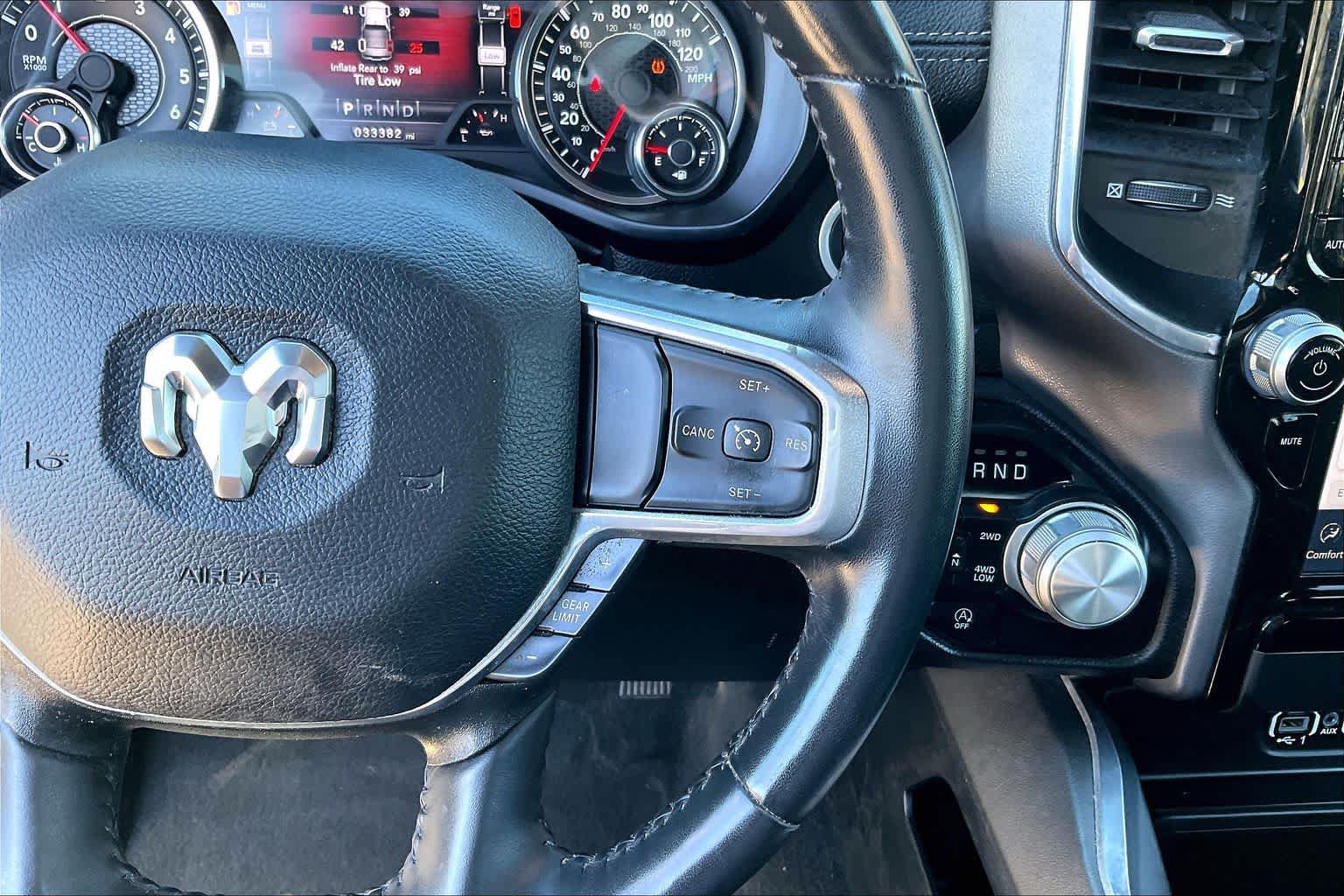 Used 2024 RAM 1500 Laramie AWD/4WD image 24