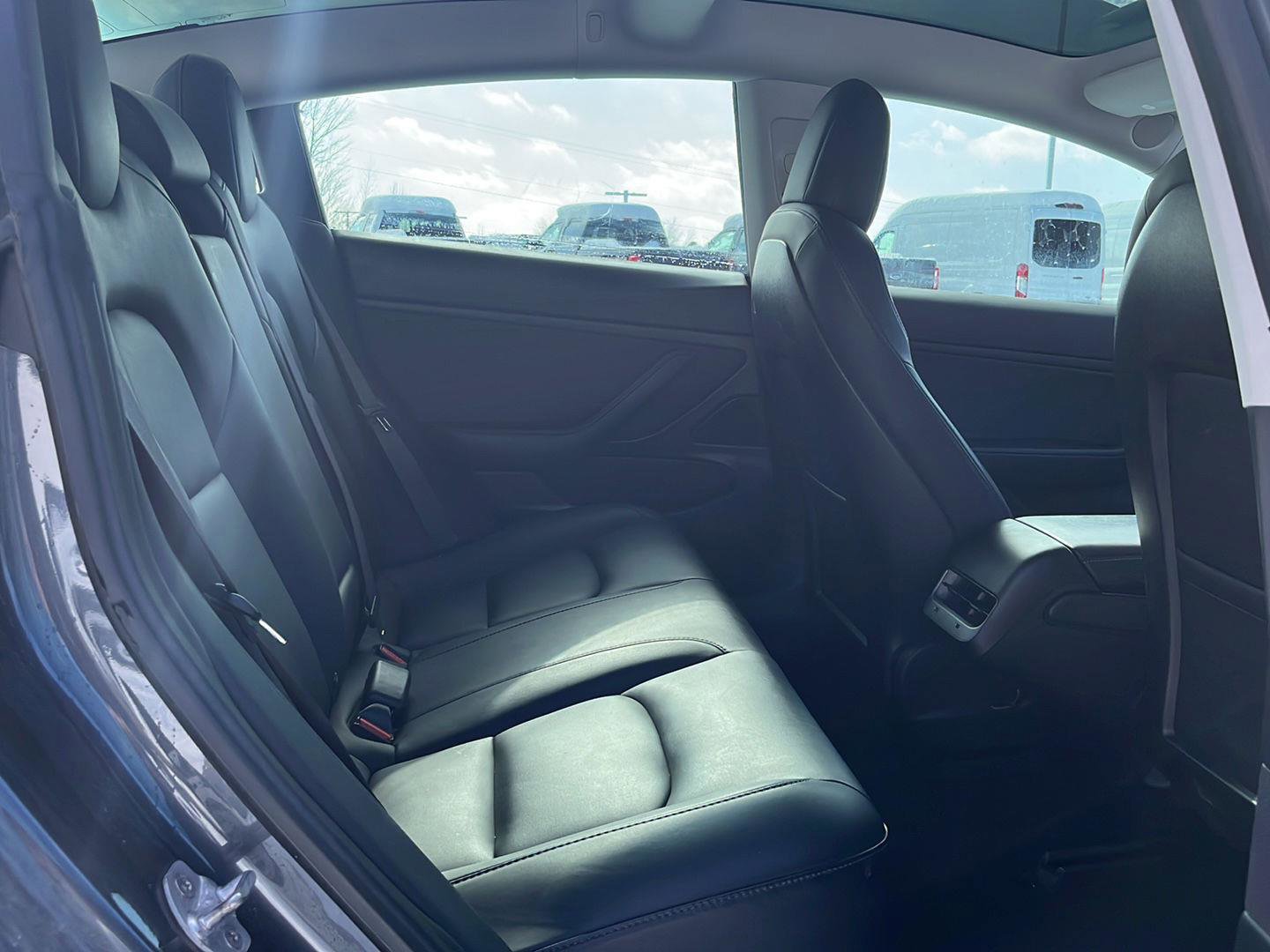 Used 2018 Tesla Model 3 Long Range image 20