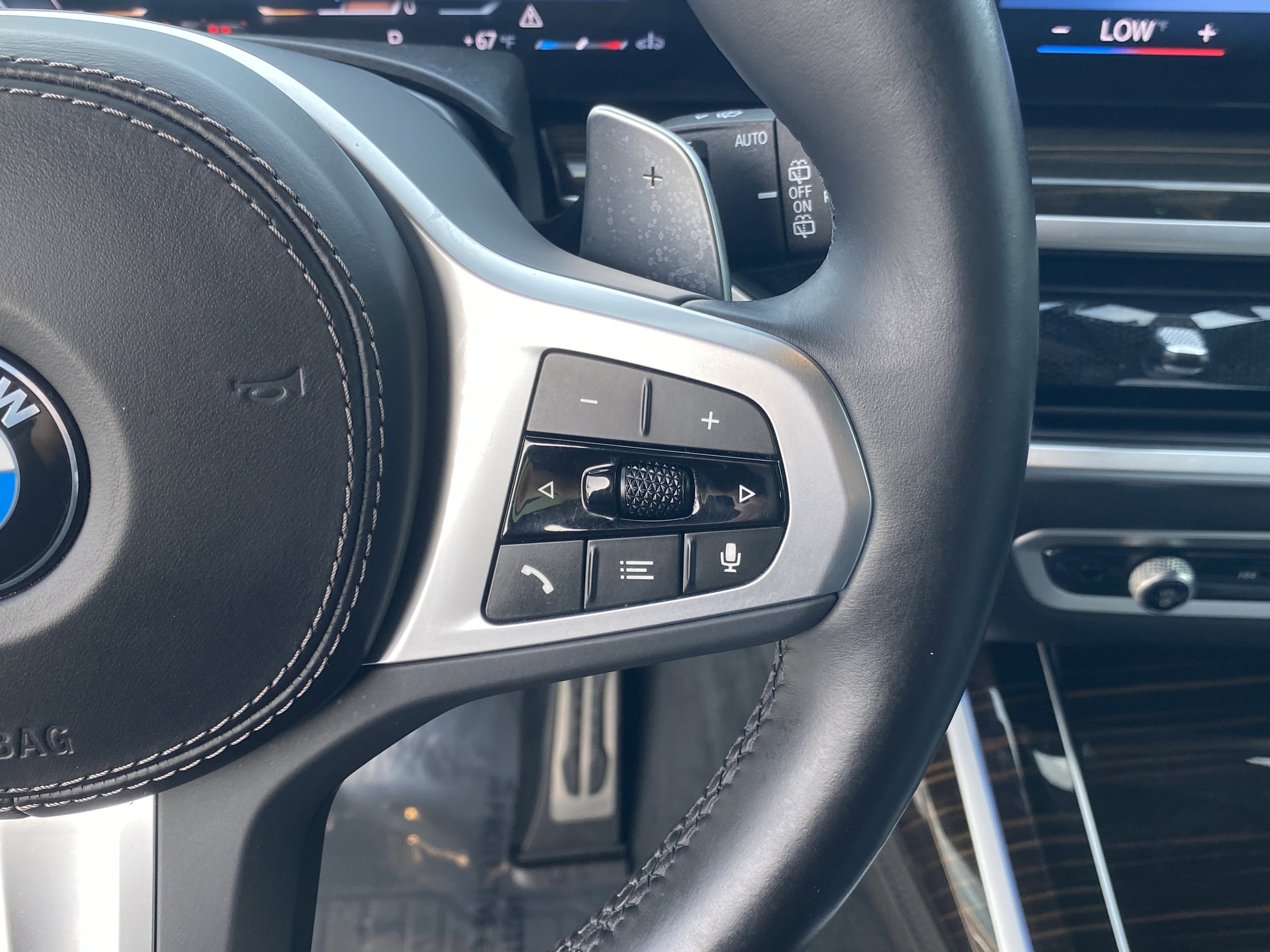 Used 2023 BMW X7 xDrive40i w/ M Sport Package image 36