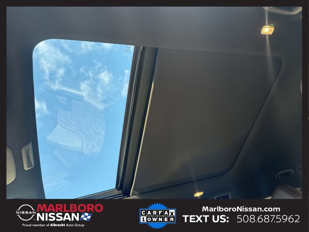 Certified 2025 Nissan Armada Platinum Reserve image 43