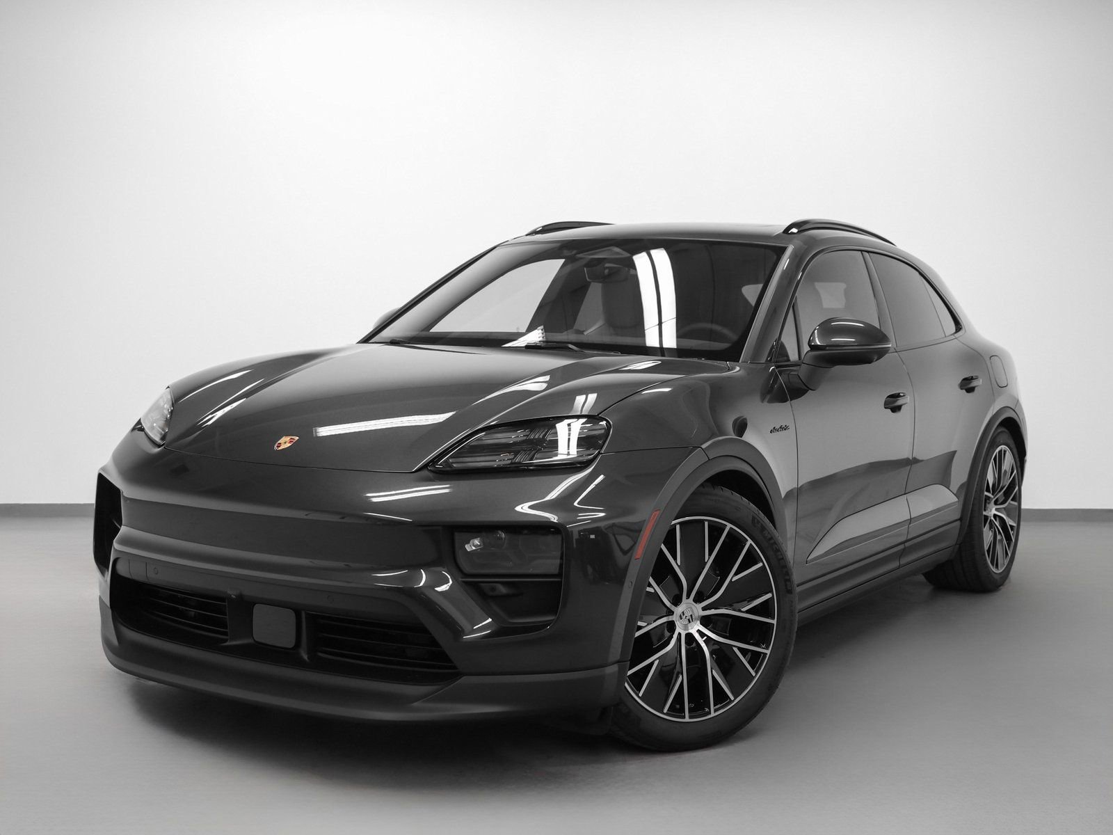 New 2026 Porsche Macan 4 Electric image 1