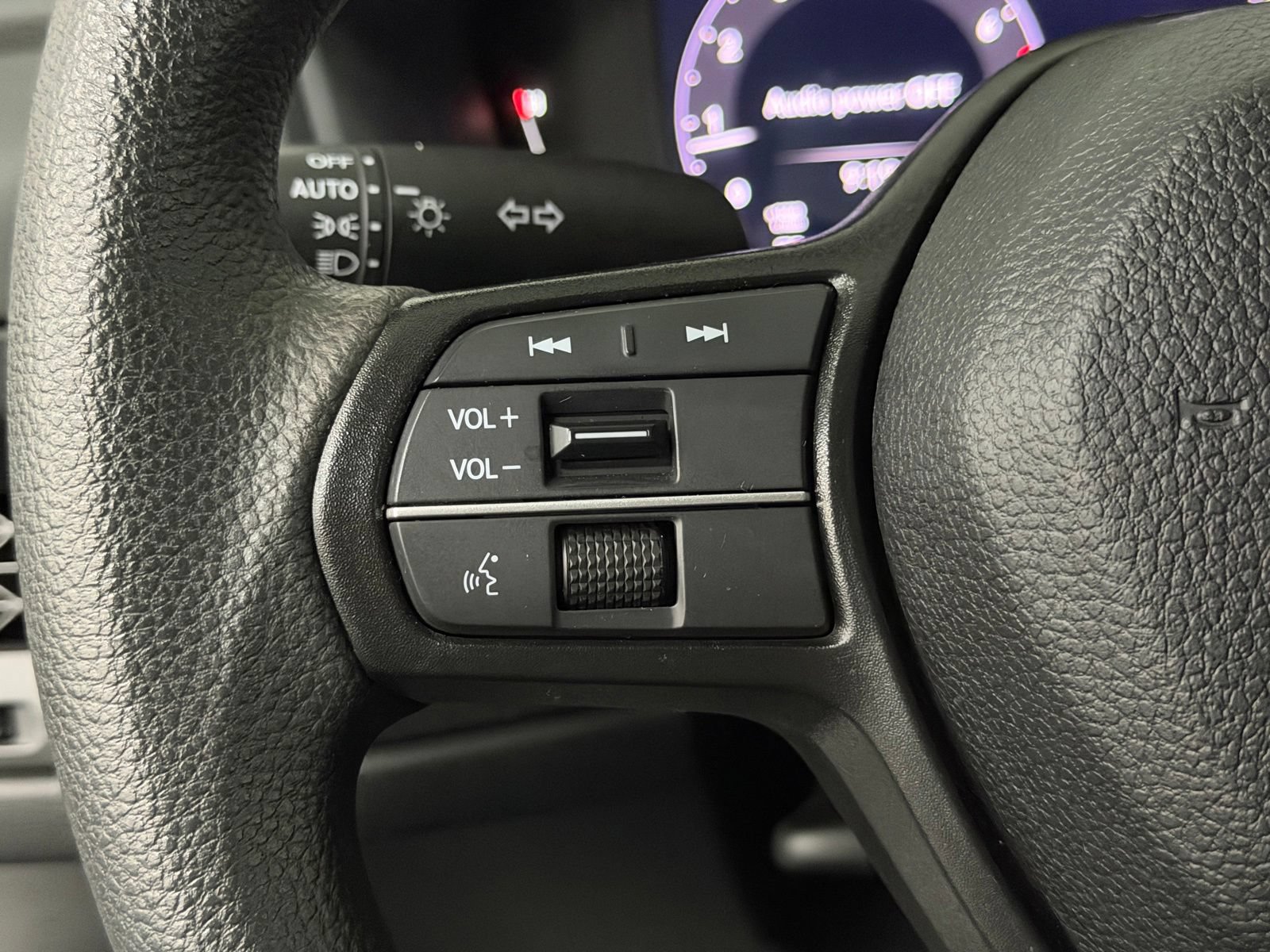 Used 2023 Honda Accord EX image 27