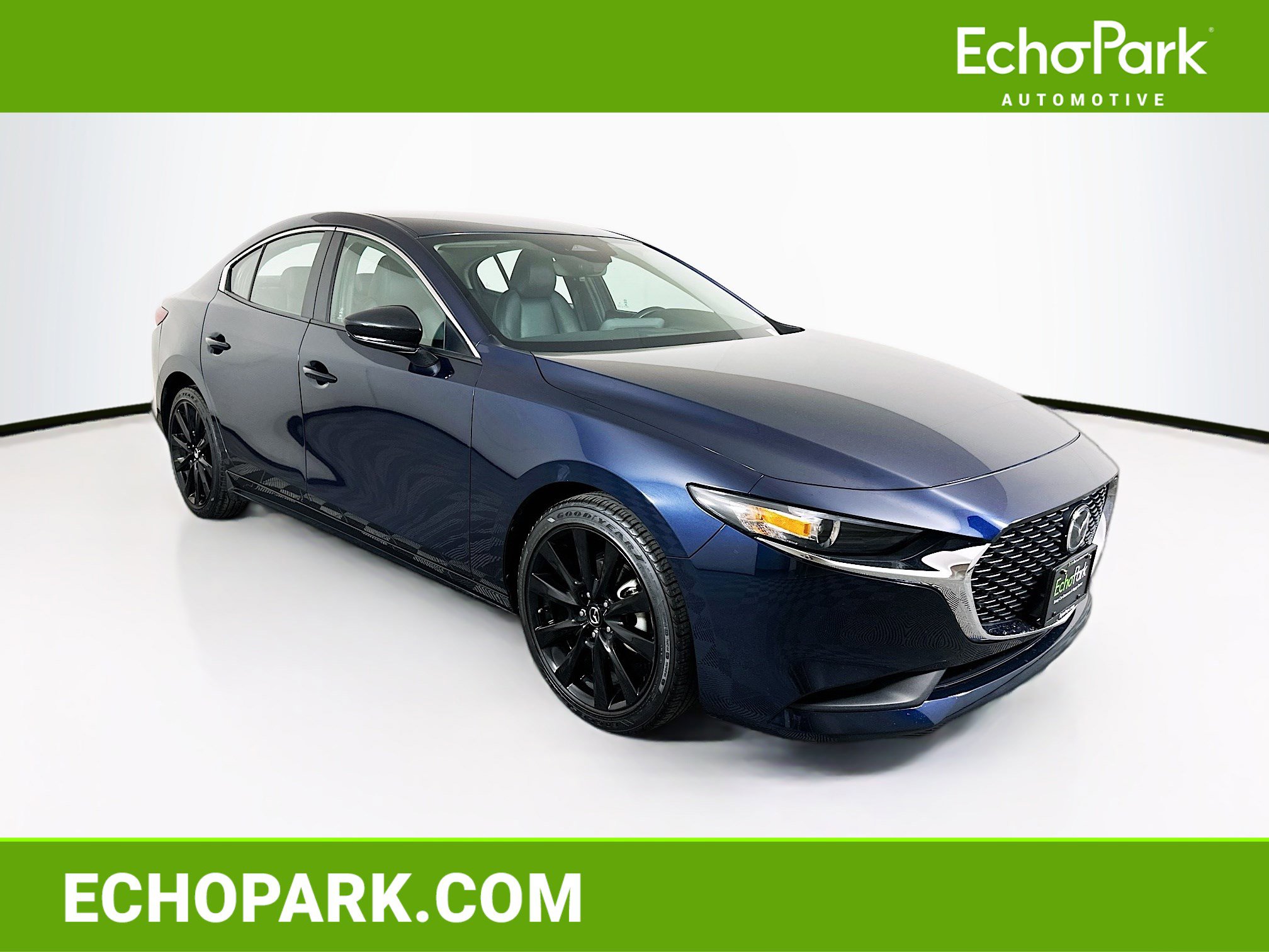 Used 2024 MAZDA MAZDA3 s FWD image 1