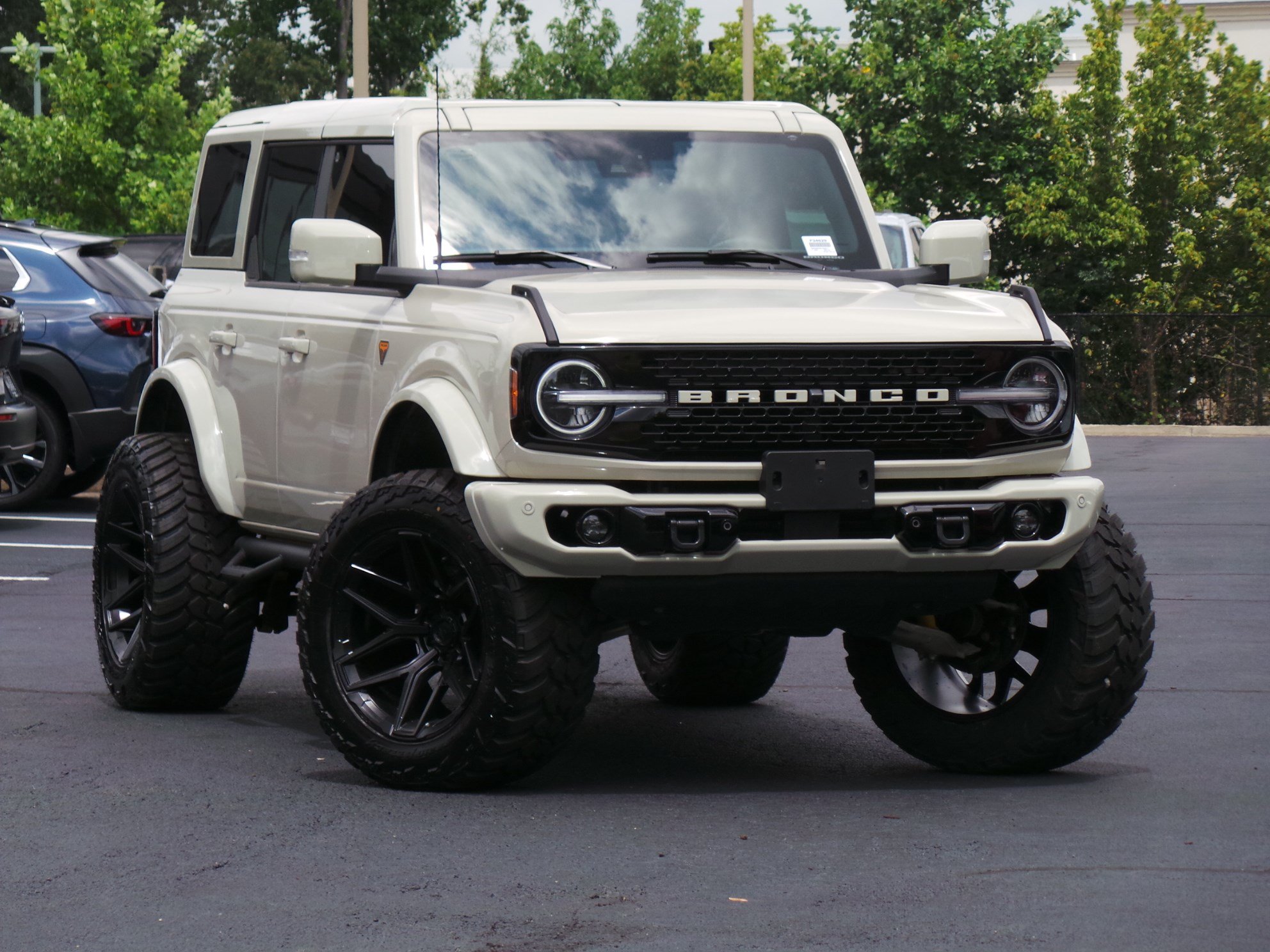Used 2025 Ford Bronco Badlands AWD/4WD video 2