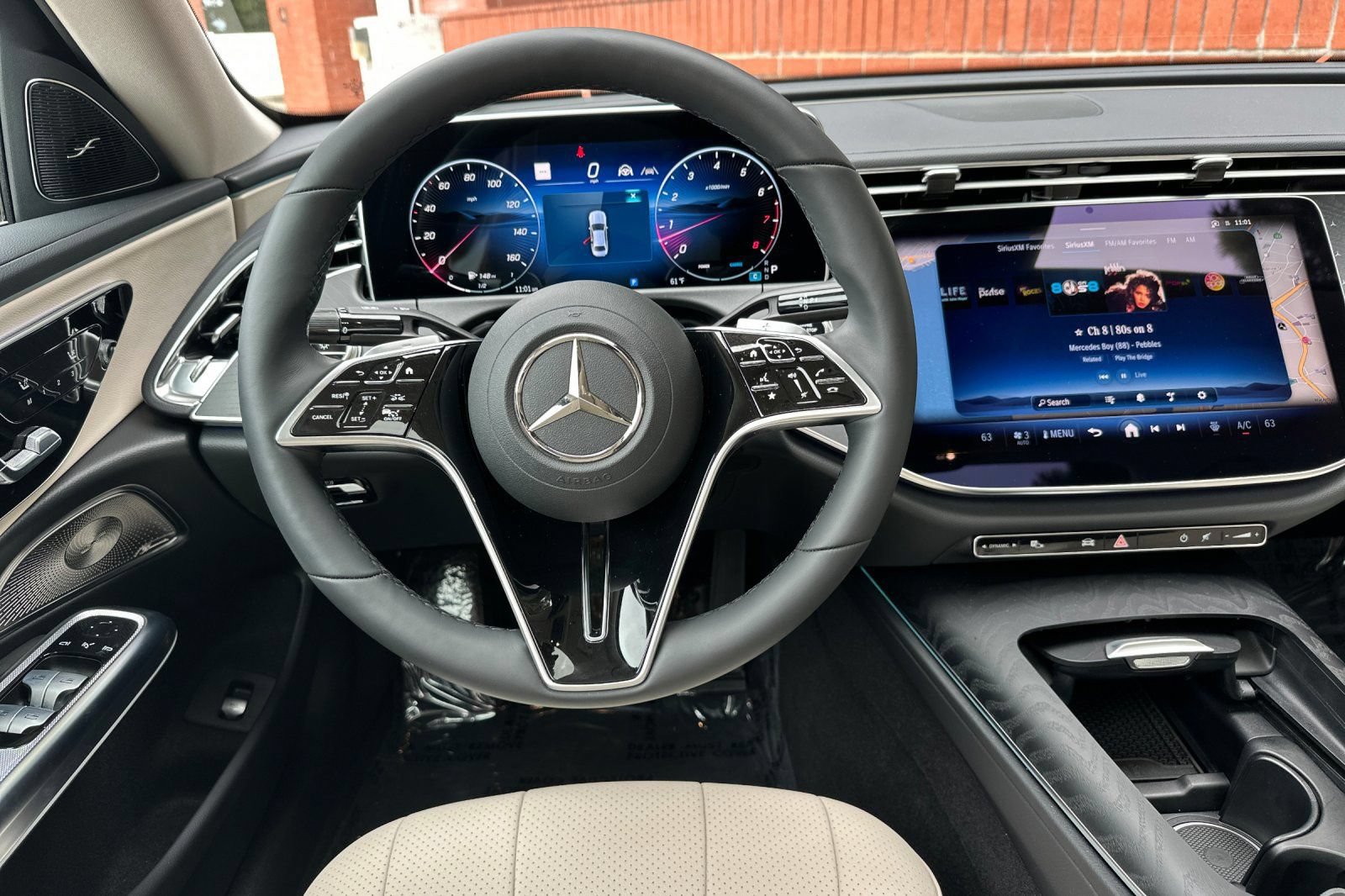 Used 2025 Mercedes-Benz E 350 4MATIC Sedan image 19