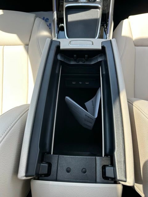 New 2026 Mercedes-Benz GLB 250 4MATIC image 36