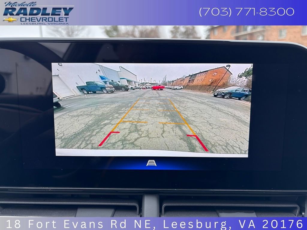 Used 2025 Chevrolet Trax LT image 18