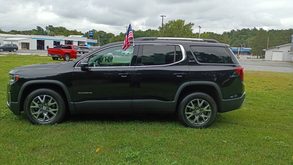 Used 2023 GMC Acadia SLT w/ Preferred Package AWD/4WD image 4