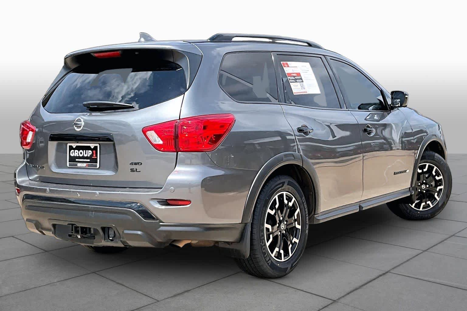 Used 2020 Nissan Pathfinder SL AWD/4WD image 13