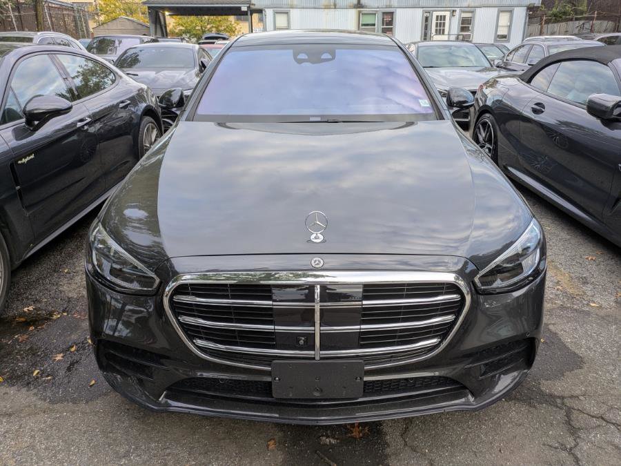 Used 2022 Mercedes-Benz S 580 4MATIC Sedan image 2