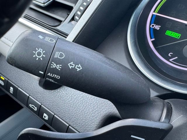 Certified 2018 Toyota Camry SE image 27