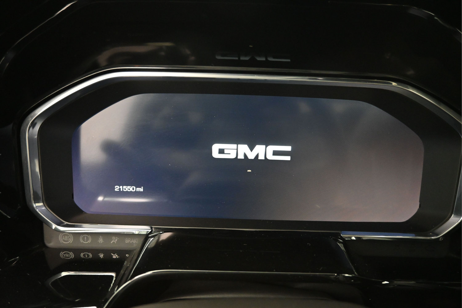 Used 2026 GMC Sierra 1500 SLT AWD/4WD image 14