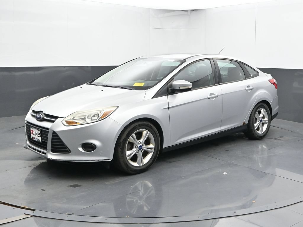 Used 2014 Ford Focus SE FWD image 6