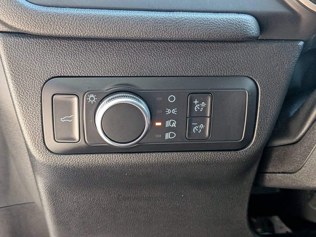 Used 2022 Ford Escape SE w/ SE Sport Appearance Package FWD image 19