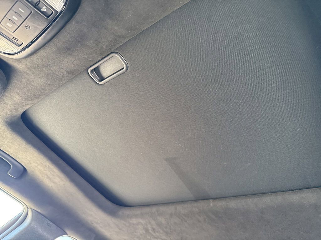 Used 2022 Dodge Durango R/T RWD image 16