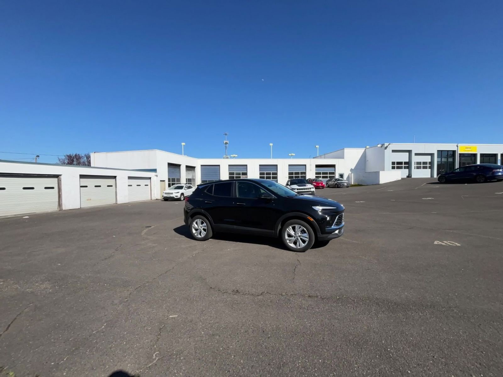 Used 2025 Buick Encore GX Preferred image 16