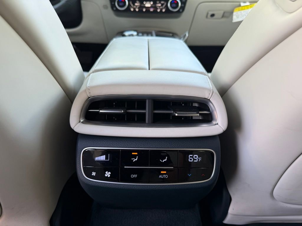 Used 2023 Genesis Electrified G80 image 13