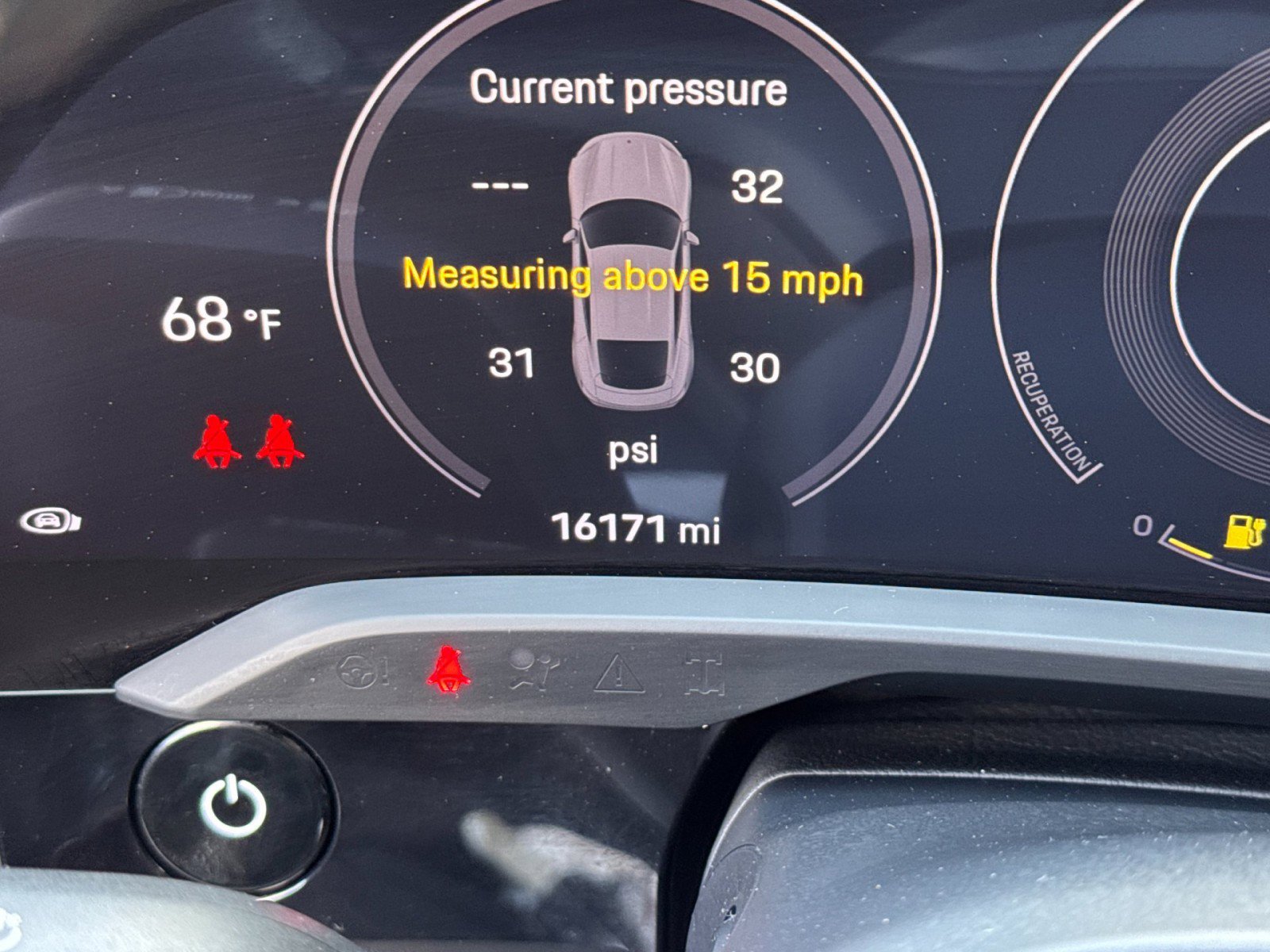 Used 2024 Porsche Taycan RWD image 25