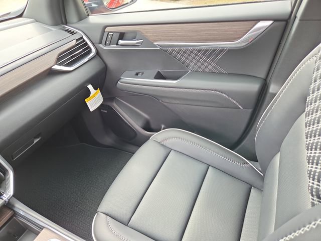 New 2026 GMC Acadia Denali w/ Super Cruise Package image 16