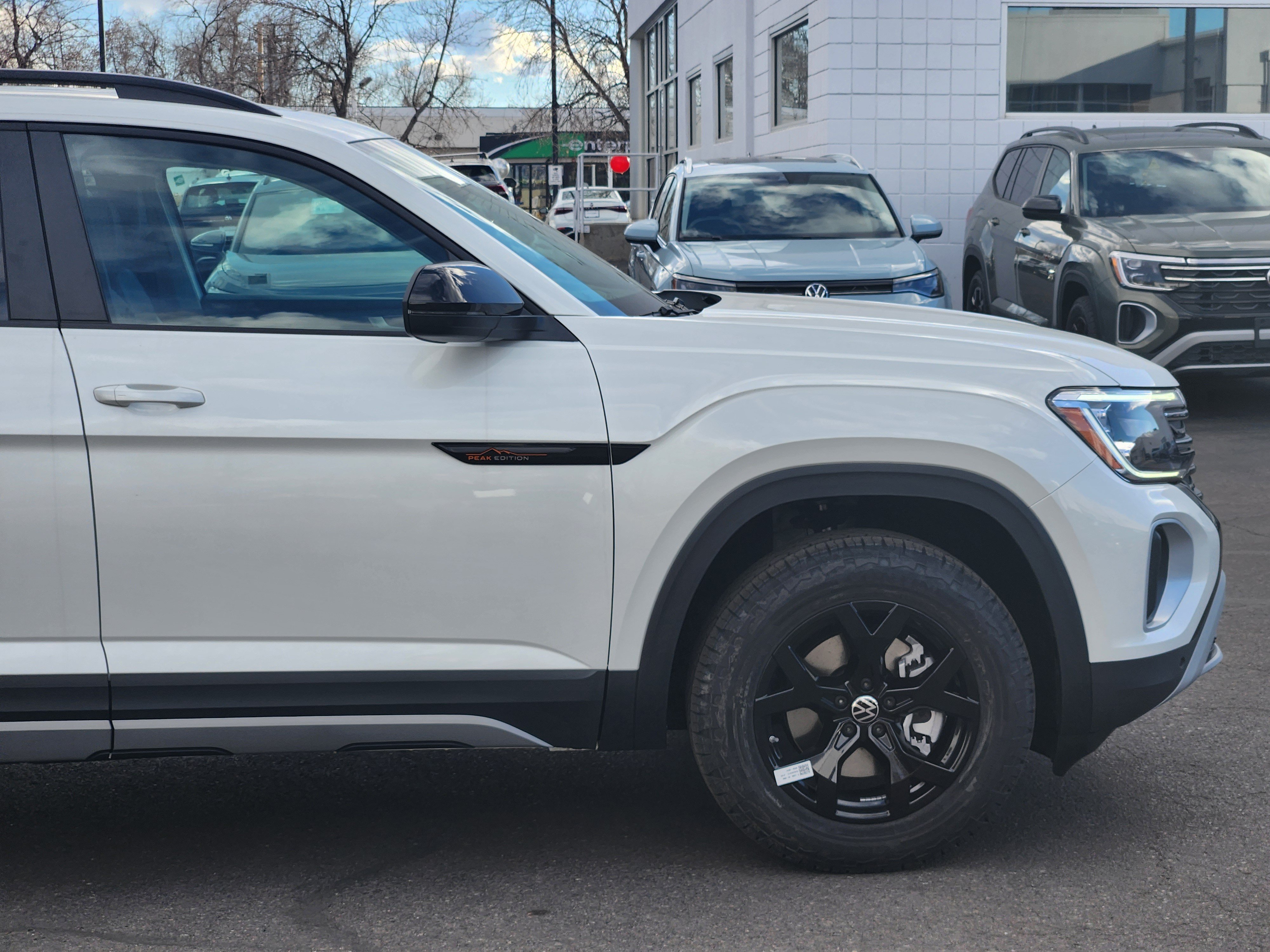 New 2026 Volkswagen Atlas Peak Edition AWD/4WD image 7