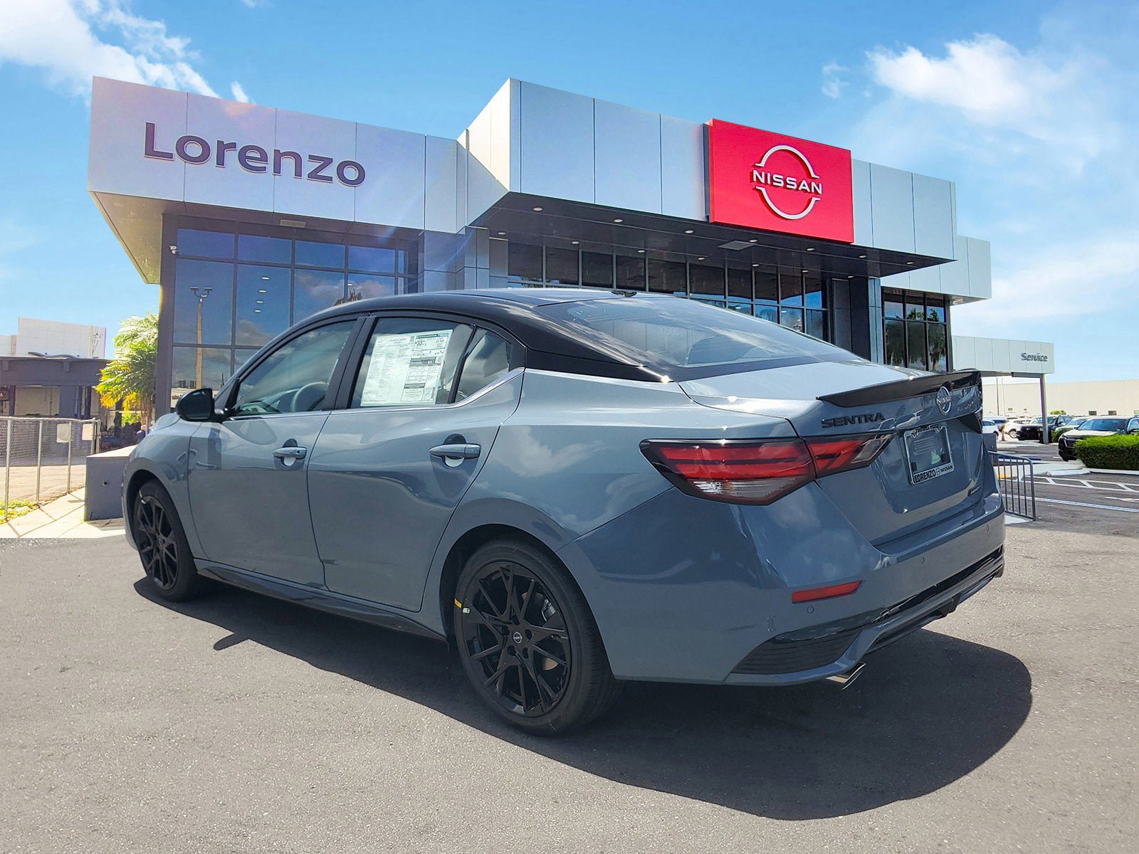 New 2025 Nissan Sentra SR w/ Midnight Edition FWD image 6