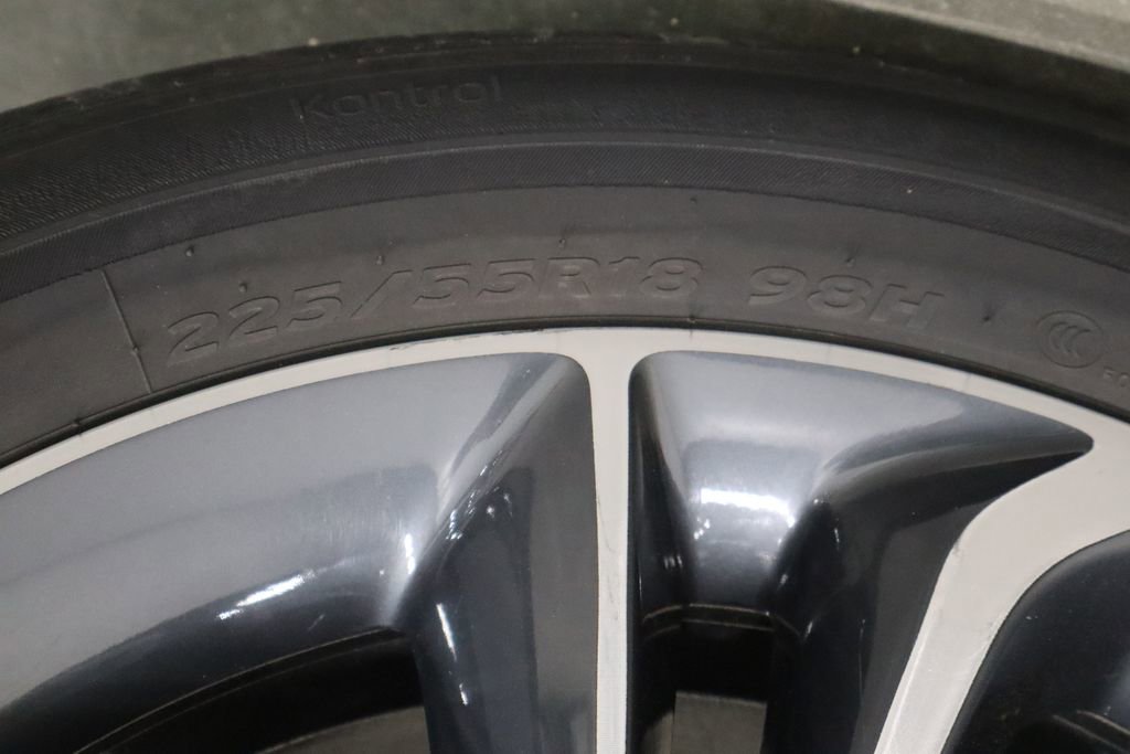 Used 2020 Buick Encore GX Select image 35