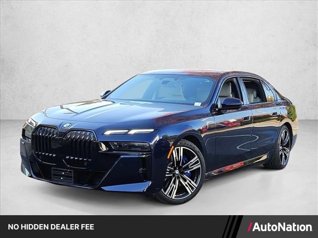 Used 2024 BMW i7 xDrive60 AWD/4WD image 1