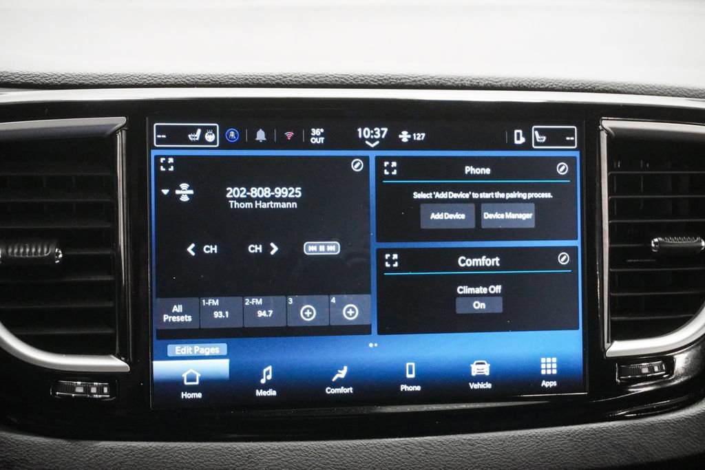 Used 2025 Chrysler Pacifica Select image 20