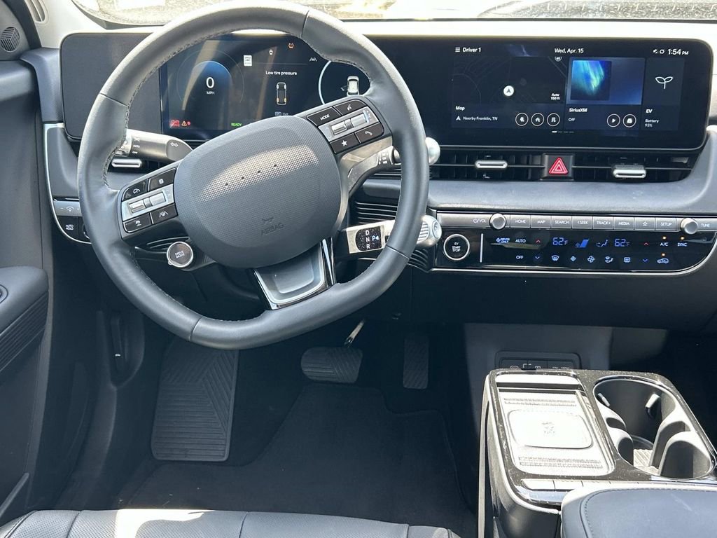 Used 2025 Hyundai Ioniq 5 SEL image 26