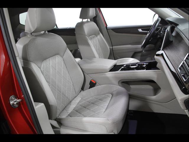 Certified 2024 Volkswagen Atlas SEL Premium R-Line image 19