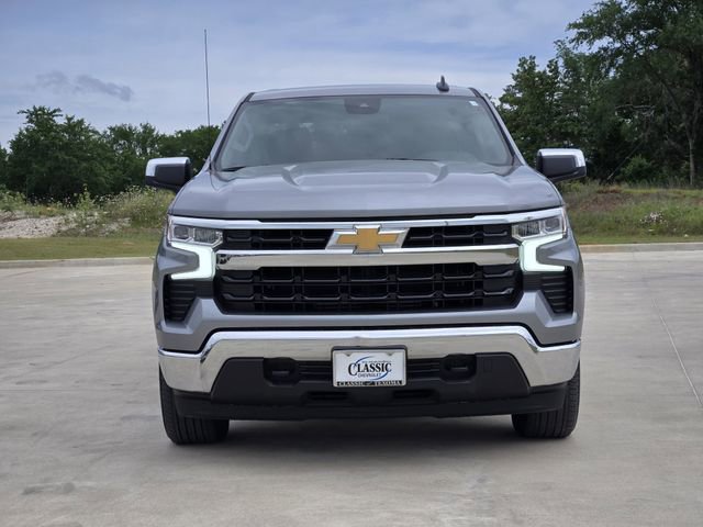 Used 2024 Chevrolet Silverado 1500 LT AWD/4WD image 3