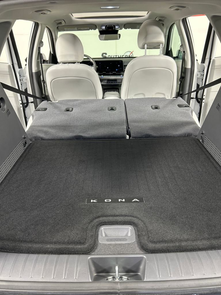 Used 2024 Hyundai Kona Limited AWD/4WD image 22