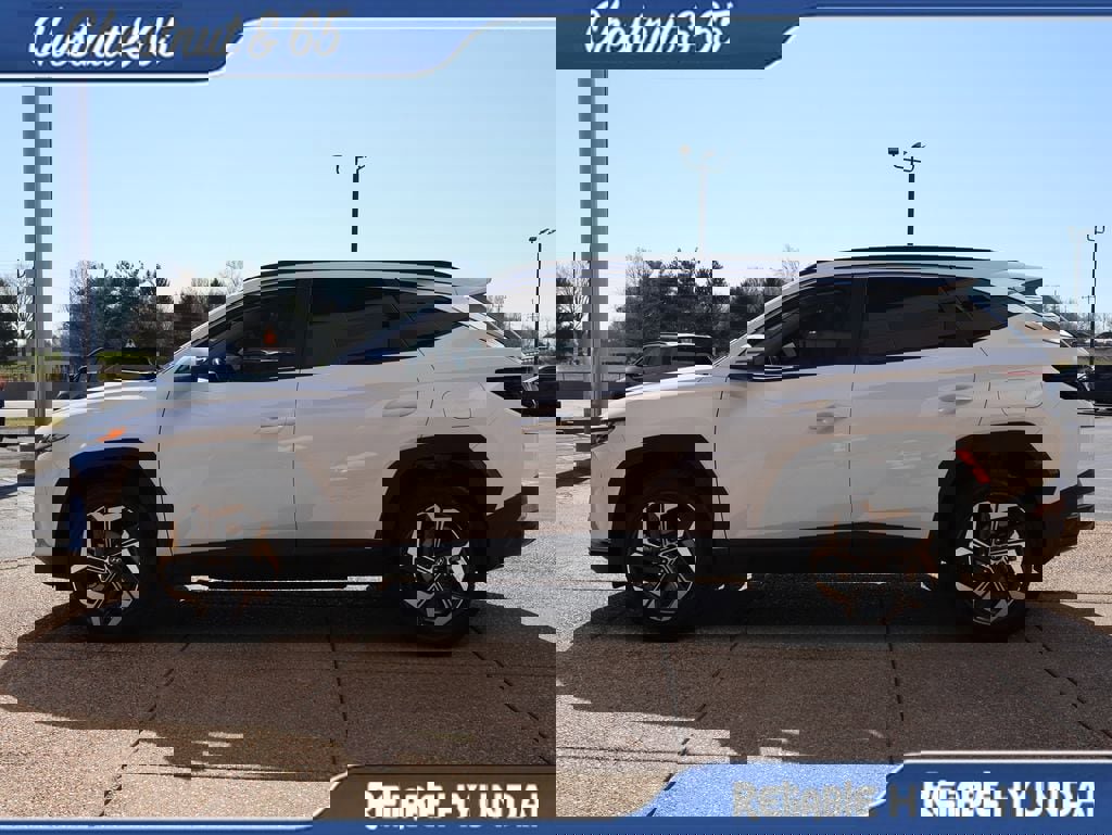 Certified 2023 Hyundai Tucson SEL w/ Convenience Package image 3