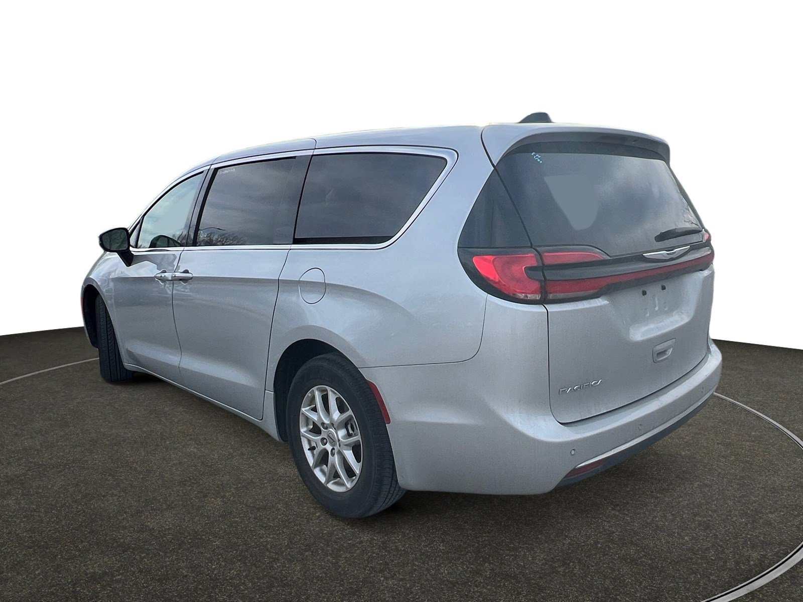 Used 2023 Chrysler Pacifica Touring-L image 3