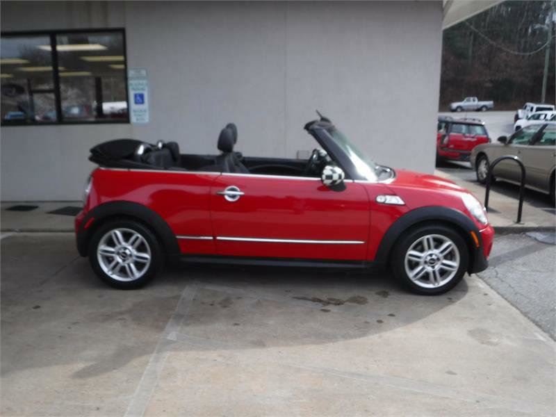 Used 2011 MINI Cooper S image 2