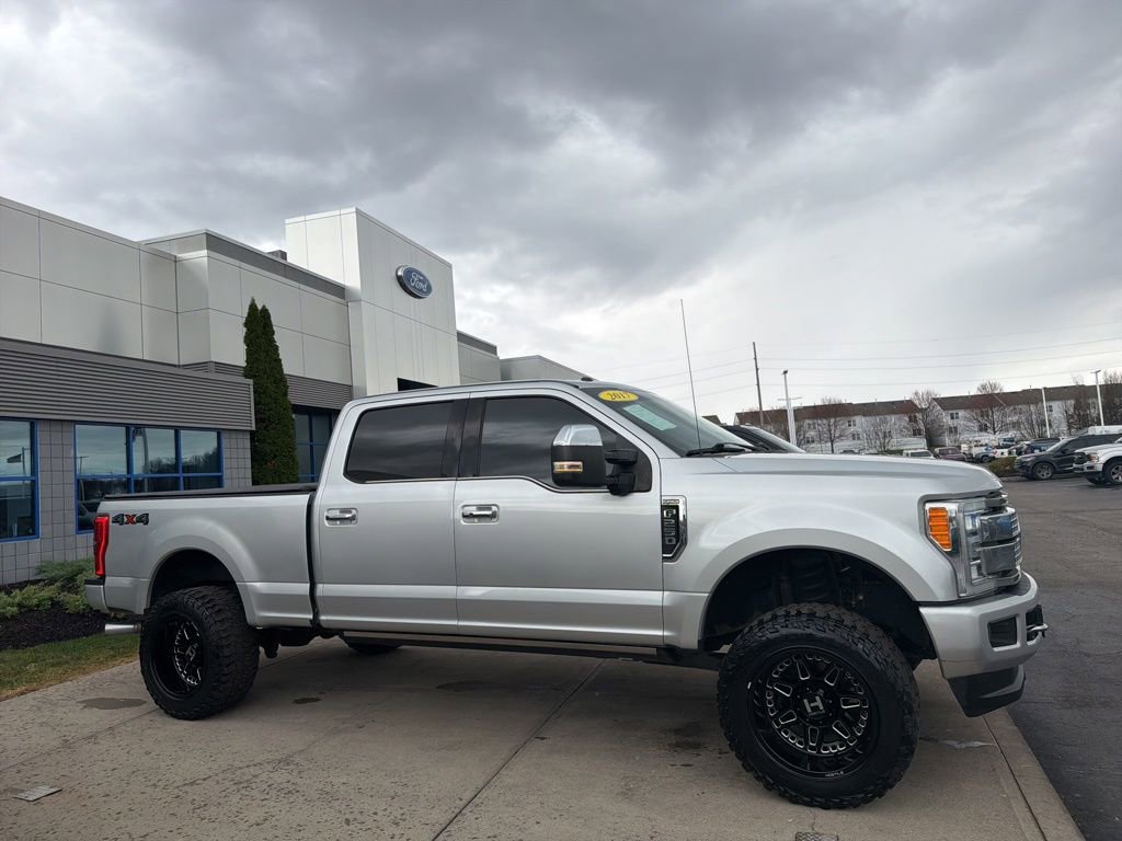 Used 2017 Ford F250 Platinum w/ Platinum Ultimate Package image 14