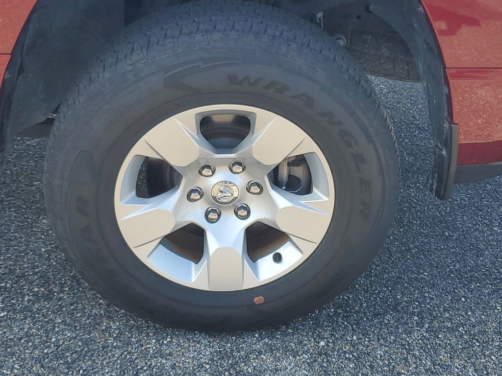 Used 2023 RAM 1500 Big Horn AWD/4WD image 32
