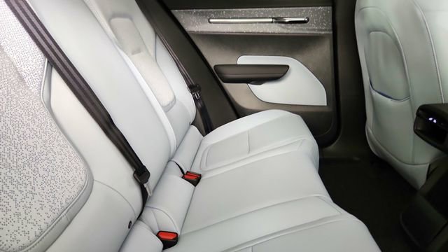 New 2026 Volvo EX30 Ultra w/ Protection Package AWD/4WD image 29