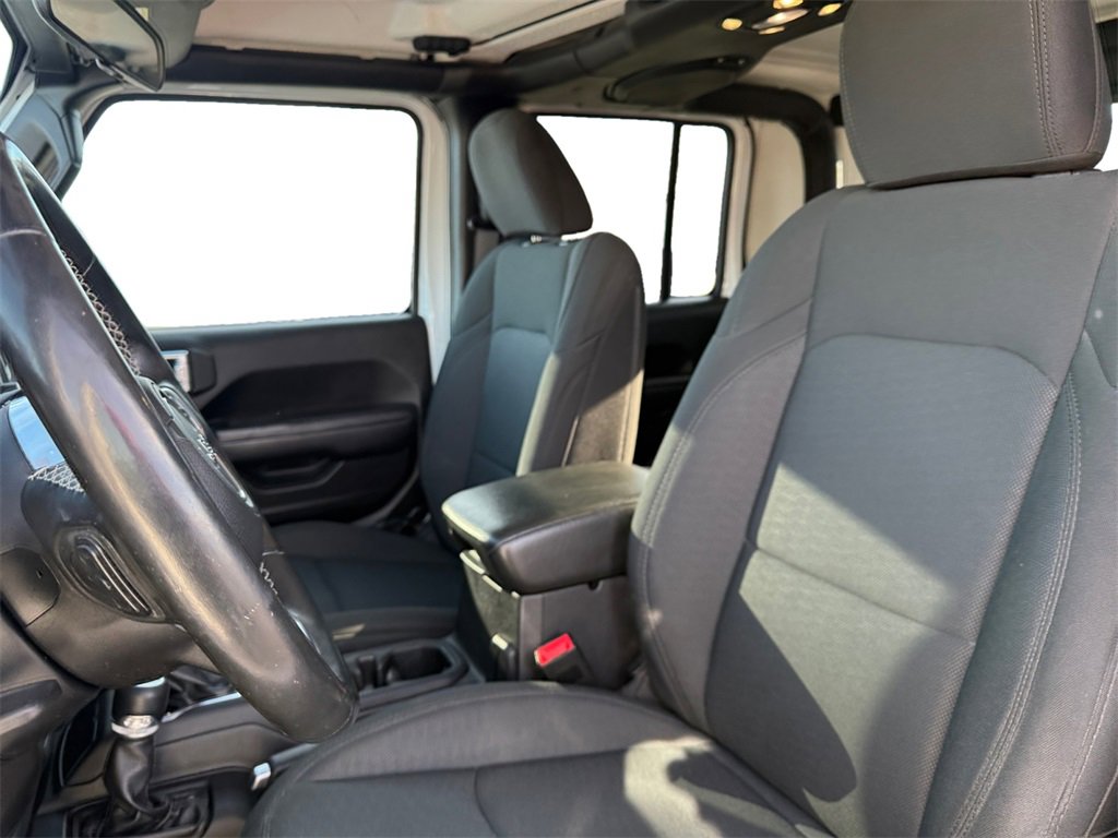 Certified 2020 Jeep Gladiator Sport w/ Quick Order Package 24S image 9