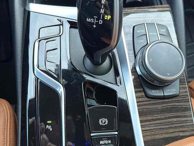 Used 2023 BMW 530i xDrive i xDrive w/ Premium Package image 25