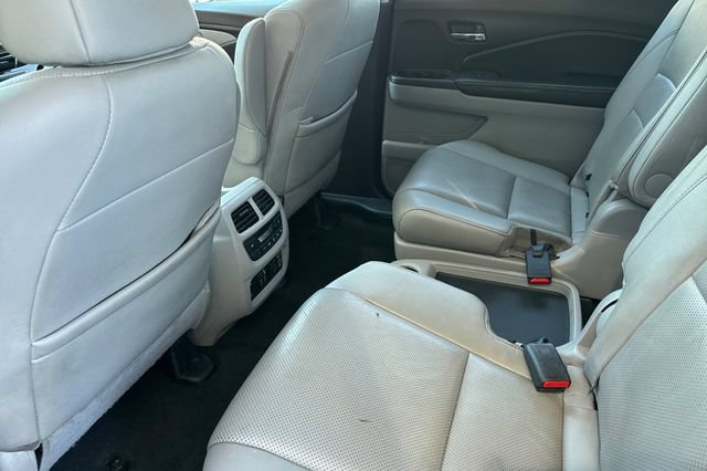 Used 2019 Honda Pilot Elite image 14